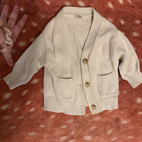 EUC Goumi Knit Cardigan (12-18M) - Picture 2 of 4